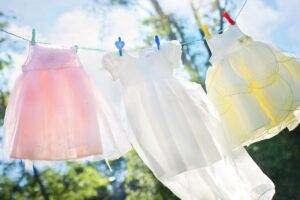 メンズの体臭と服のにおいを効果的に落とす方法は？