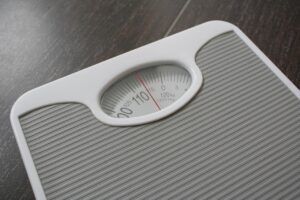 メンズの体臭ケアで皮脂を落としすぎると体臭が増えるのはなぜ？